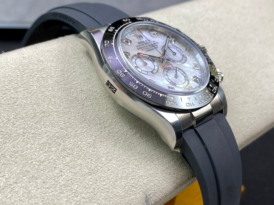 DAYTONA STEEL CASE CERAMIC WHITE MOP DIAMOND NUMERALS