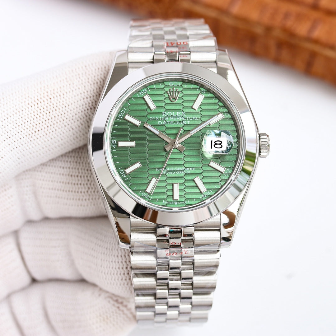 DATEJUST 41M MOOTH BEZEL FLUTED DIAL