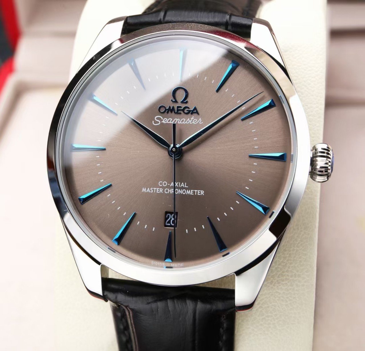 SEMASTER 41MM CO-AXIAL GREY DIAL LEATHER STRAP